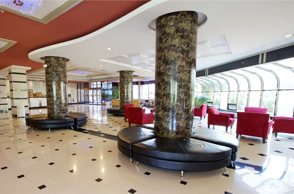 Отель Honors Haven Retreat & Conference Ellenville Интерьер фото